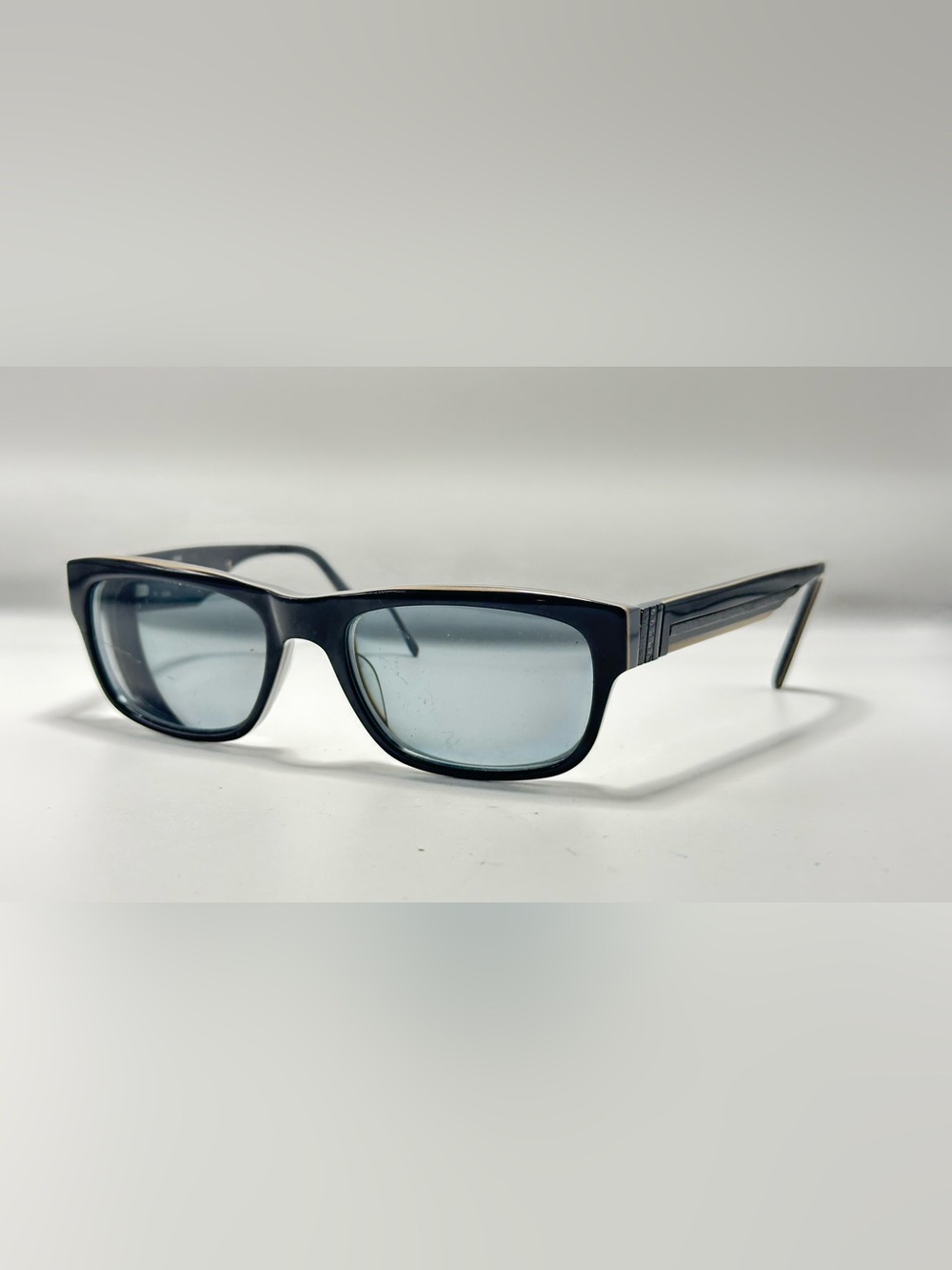 Guess GU1724 Black Oval Sunglasses Frames Only - Picture 2 of 8